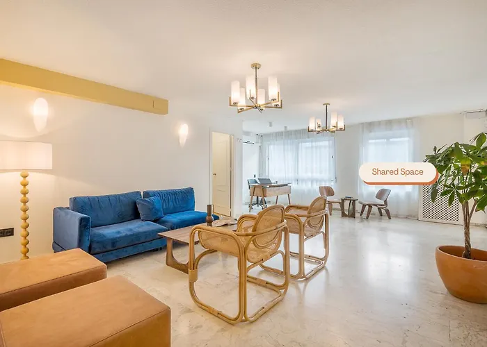 Granada Suites By Olala Homes